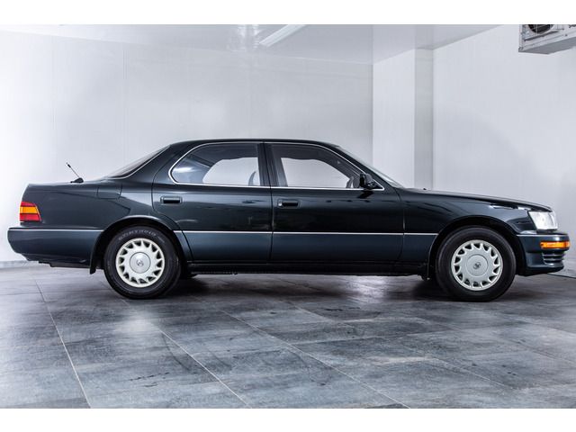 TOYOTA CELSIOR 1992 Image 31