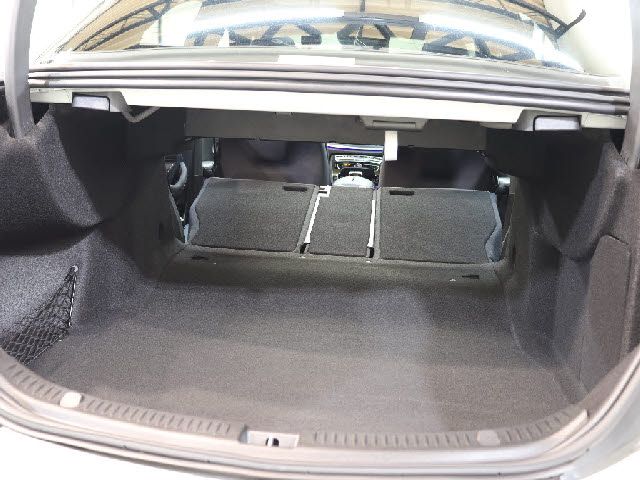 MERCEDES BENZ E CLAS 2019 Image 31