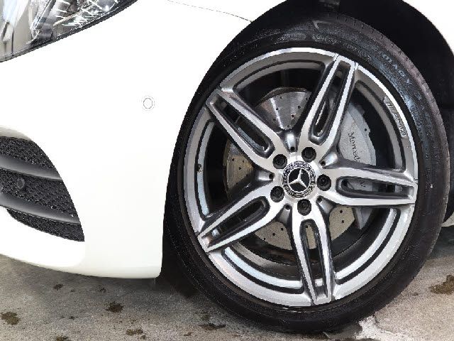 MERCEDES BENZ E CLAS 2019 Image 31