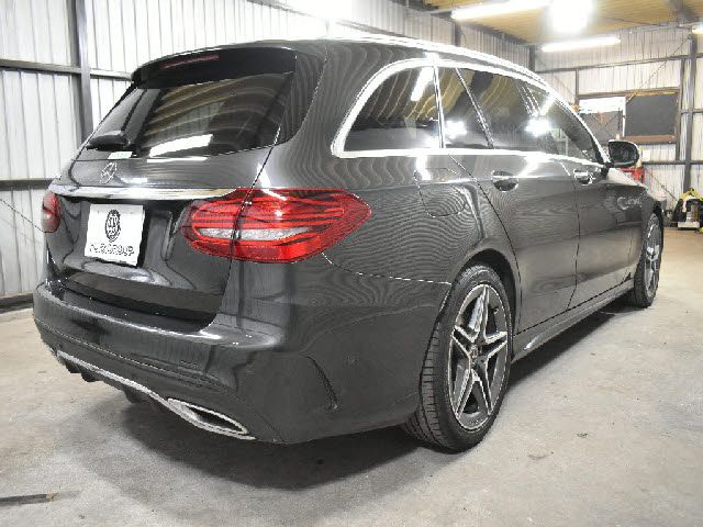 MERCEDES BENZ C CLAS 2019 Image 31