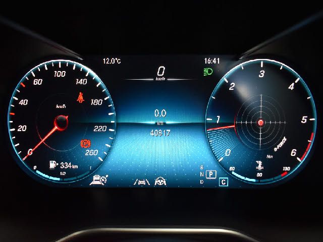 MERCEDES BENZ C CLAS 2019 Image 31