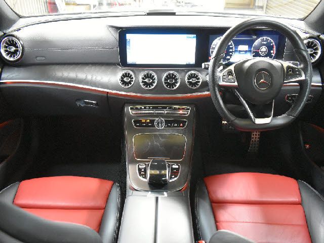 MERCEDES BENZ E CLAS 2017 Image 31