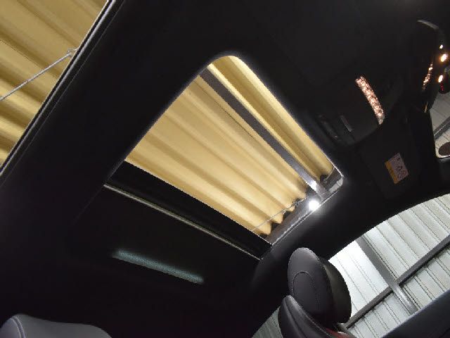 MERCEDES BENZ E CLAS 2017 Image 31