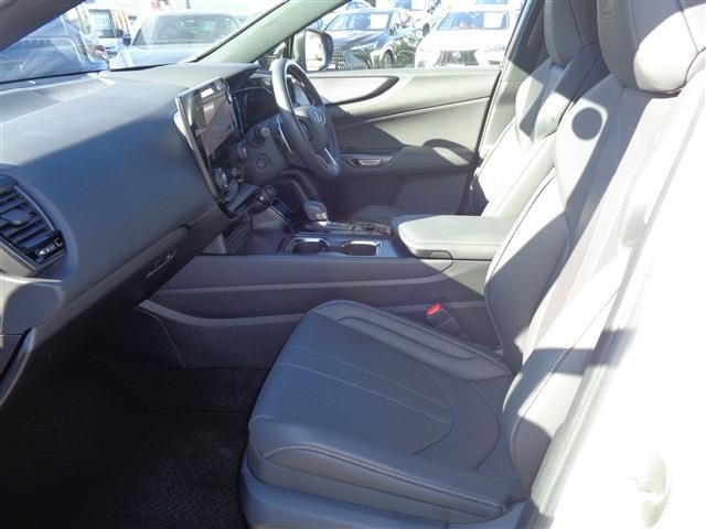 TOYOTA LEXUS NX350H 2023 Image 31