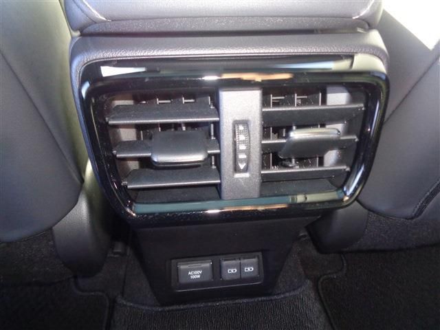 TOYOTA LEXUS NX350H 2023 Image 31