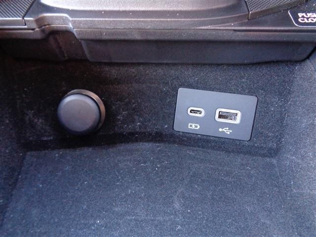 TOYOTA LEXUS NX350H 2023 Image 31