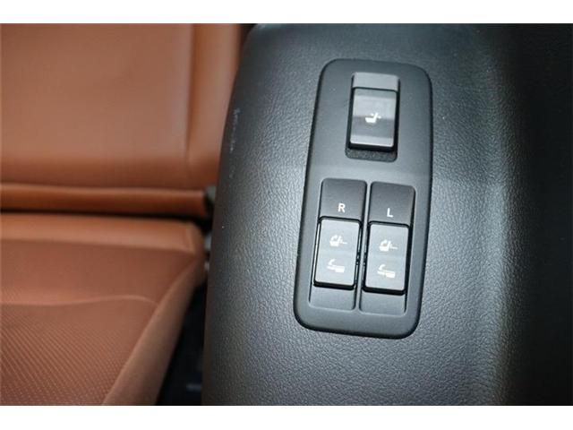 TOYOTA LANDCRUISER PRADO 2022 Image 31