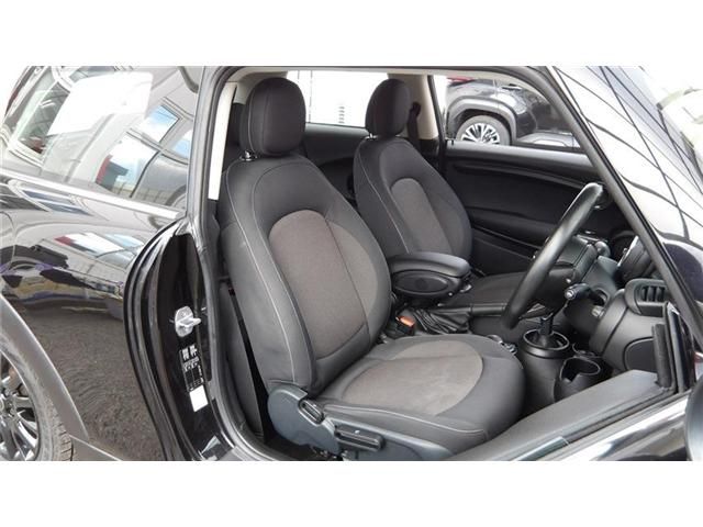 BMW MINI COOPER 2018 Image 31