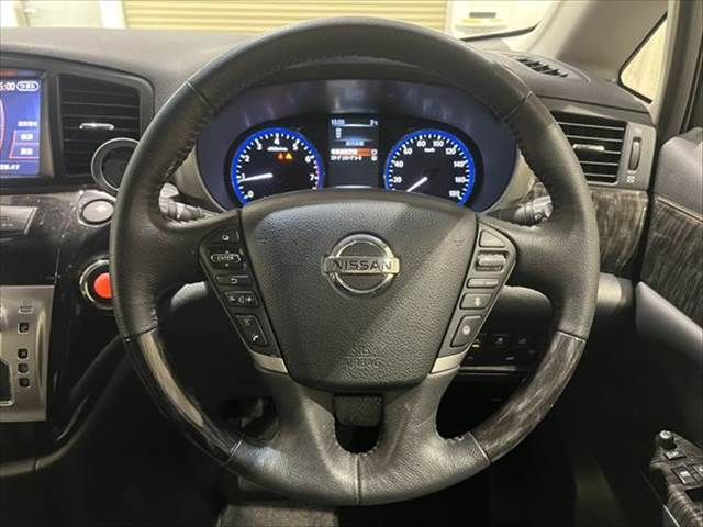 NISSAN ELGRAND 2019 Image 31