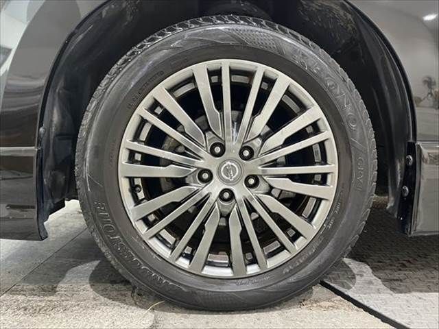 NISSAN ELGRAND 2019 Image 31