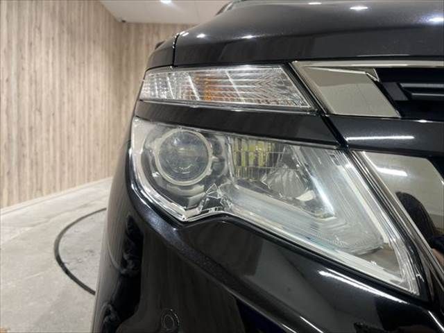 NISSAN ELGRAND 2019 Image 31
