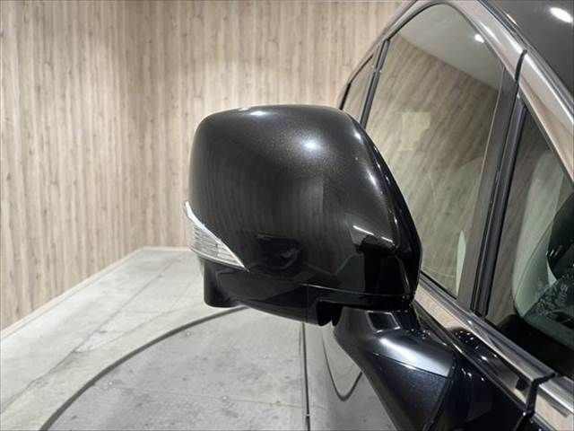 NISSAN ELGRAND 2019 Image 31