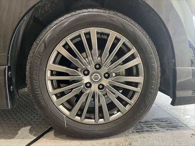 NISSAN ELGRAND 2019 Image 31