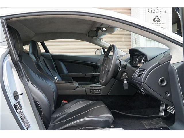 ASTON MARTIN ASTON MARTIN 2008 Image 31