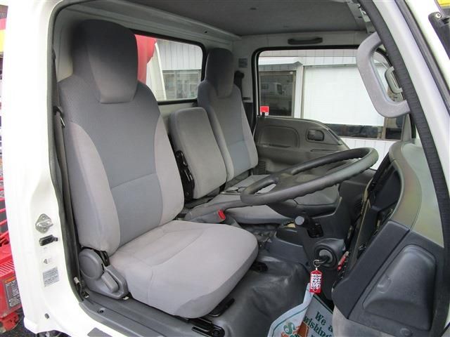 ISUZU  2015 Image 31