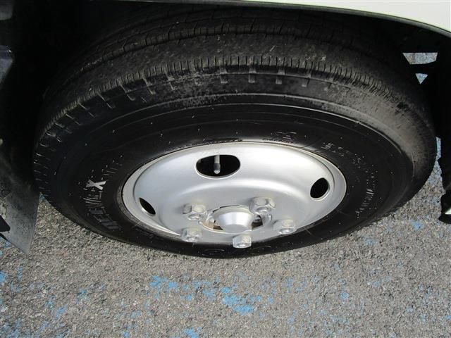 ISUZU  2015 Image 31