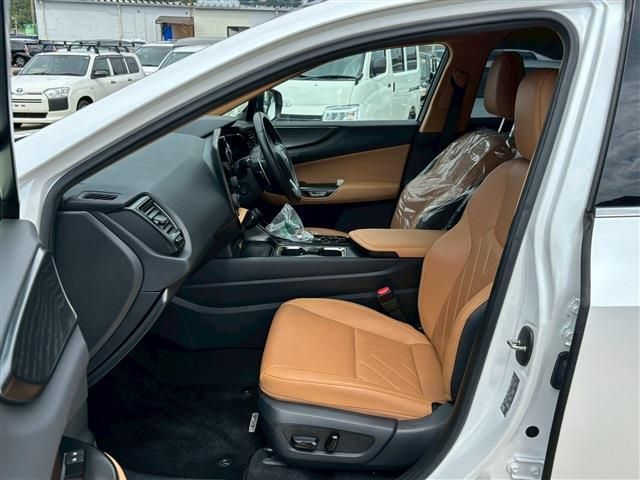 TOYOTA LEXUS NX350H 2023 Image 31