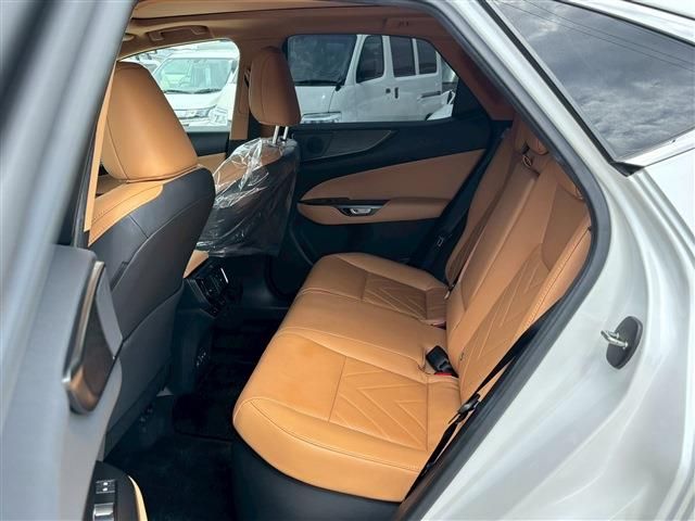 TOYOTA LEXUS NX350H 2023 Image 31