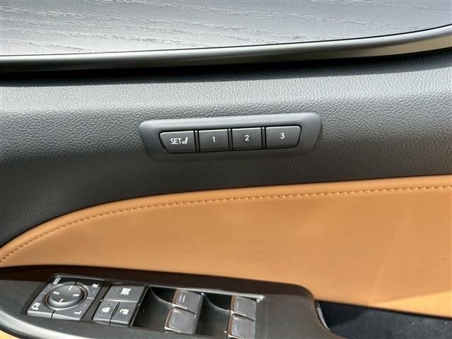 TOYOTA LEXUS NX350H 2023 Image 31