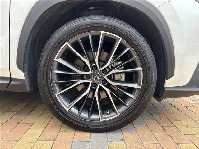 TOYOTA LEXUS NX350H 2023 Image 31