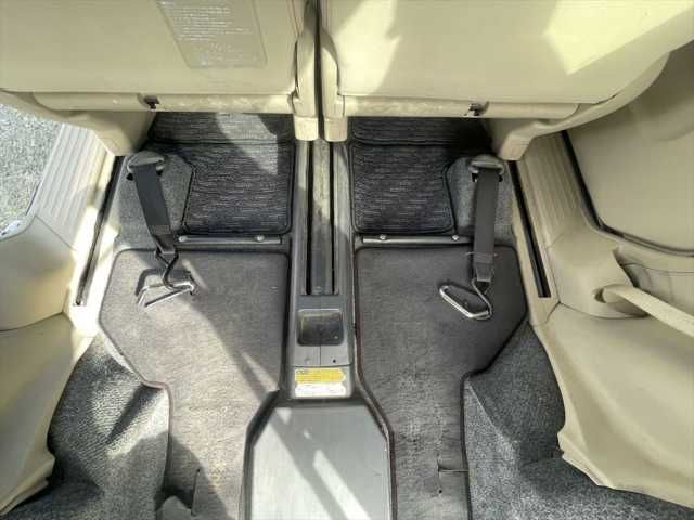 TOYOTA SIENTA 2014 Image 31