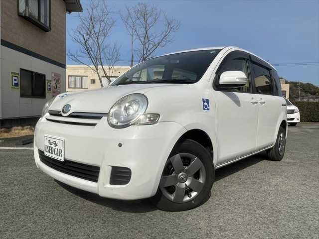 TOYOTA SIENTA 2014 Image 31