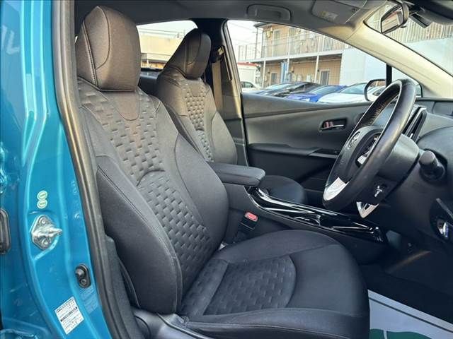 TOYOTA PRIUS PHV 2017 Image 31