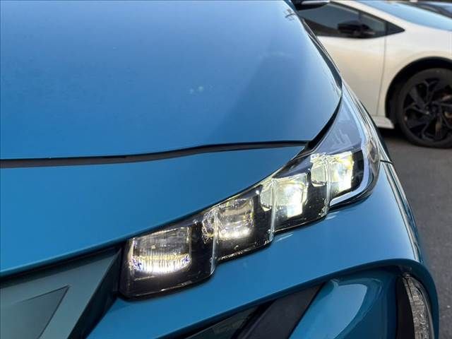 TOYOTA PRIUS PHV 2017 Image 31