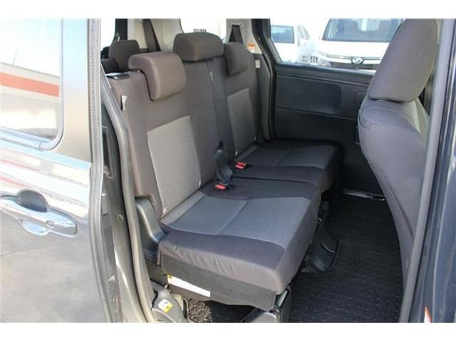 TOYOTA SIENTA HYBRID 2023 Image 31