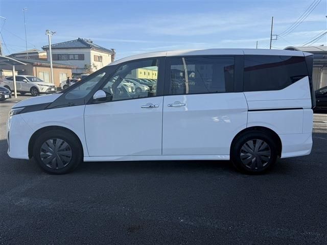 NISSAN SERENA  WG 2023 Image 31