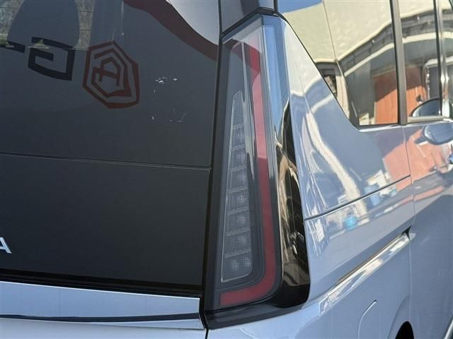 NISSAN SERENA  WG 2023 Image 31