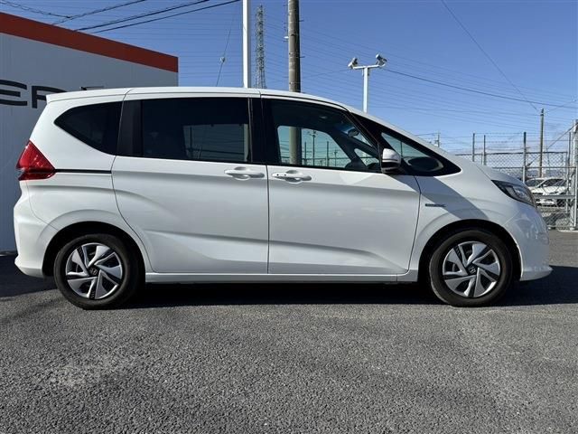 HONDA FREED HYBRID 2017 Image 31