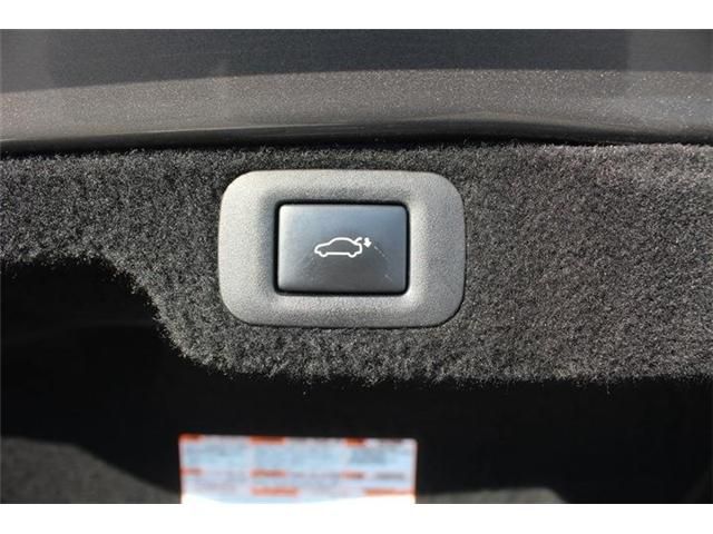 TOYOTA LEXUS LS500H 2018 Image 31