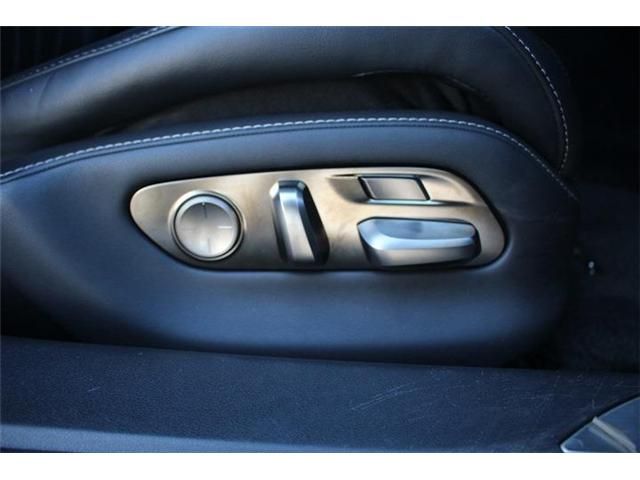 TOYOTA LEXUS LS500H 2018 Image 31