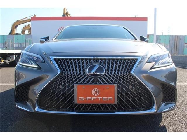 TOYOTA LEXUS LS500H 2018 Image 31
