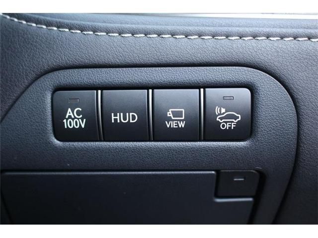 TOYOTA LEXUS LS500H 2018 Image 31