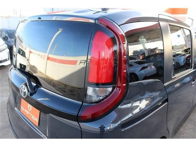 TOYOTA SIENTA HYBRID 2023 Image 31