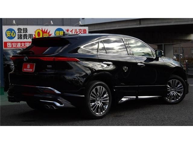 TOYOTA HARRIER HYBRID 2022 Image 31