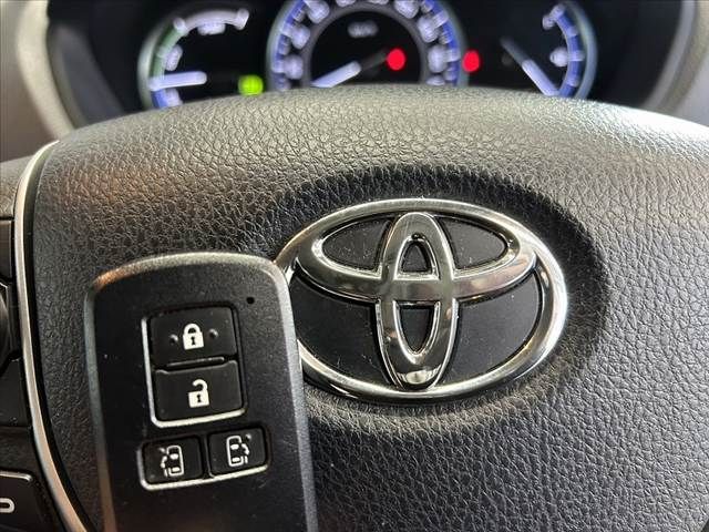 TOYOTA ESQUIRE HYBRID 2015 Image 31