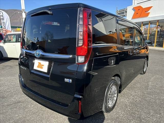 TOYOTA ESQUIRE HYBRID 2015 Image 31