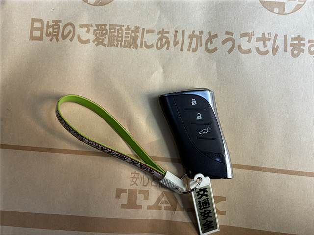 TOYOTA LEXUS NX350H 2022 Image 31