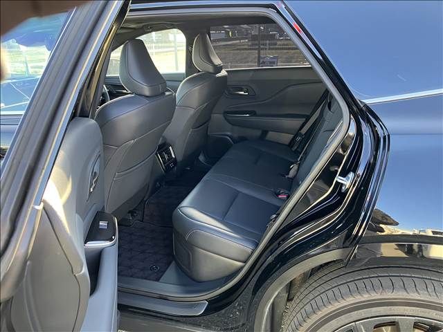 TOYOTA CROWN ESTATE 4WD 2025 Image 31