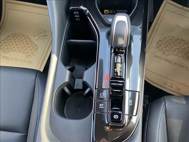 TOYOTA CROWN ESTATE 4WD 2025 Image 31