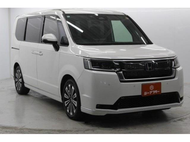 HONDA STEPWAGON E:HEV SPAD 2022 Image 31