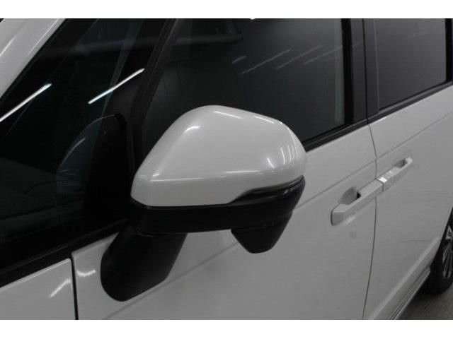 HONDA STEPWAGON E:HEV SPAD 2022 Image 31