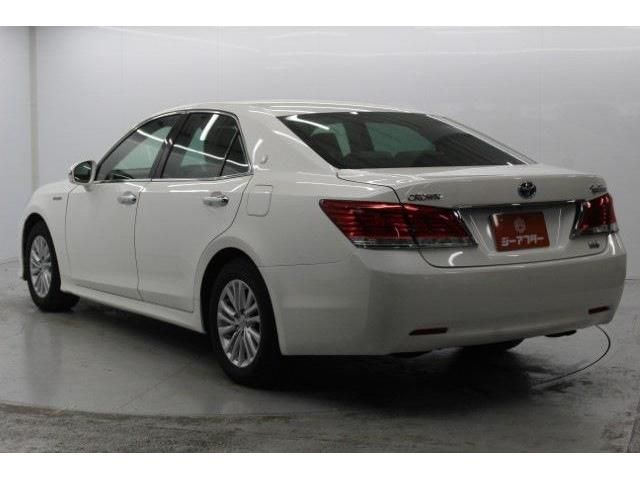 TOYOTA CROWN SEDAN HYBRID 2015 Image 31