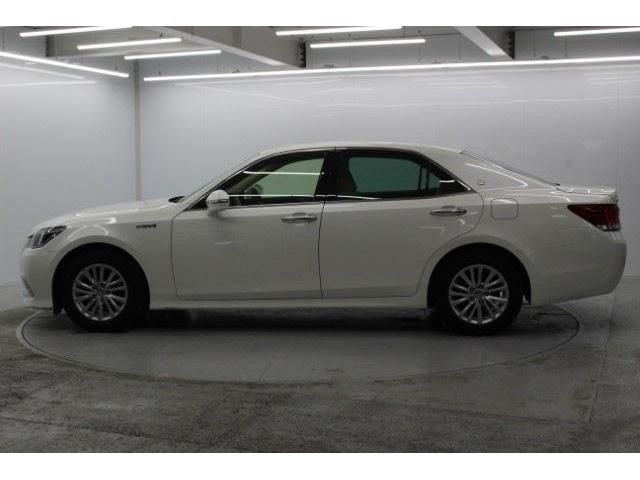 TOYOTA CROWN SEDAN HYBRID 2015 Image 31