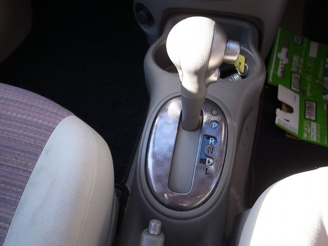 NISSAN MARCH 2013 Image 31