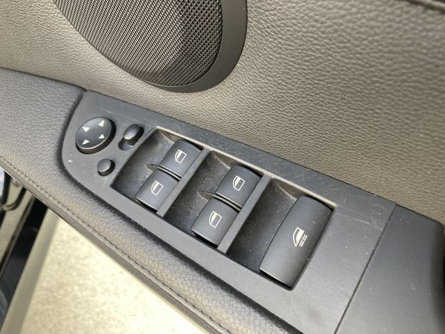 BMW 3SERIES OPEN 2010 Image 31