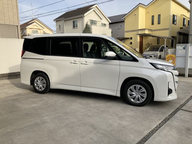 TOYOTA NOAH 2024 Image 31